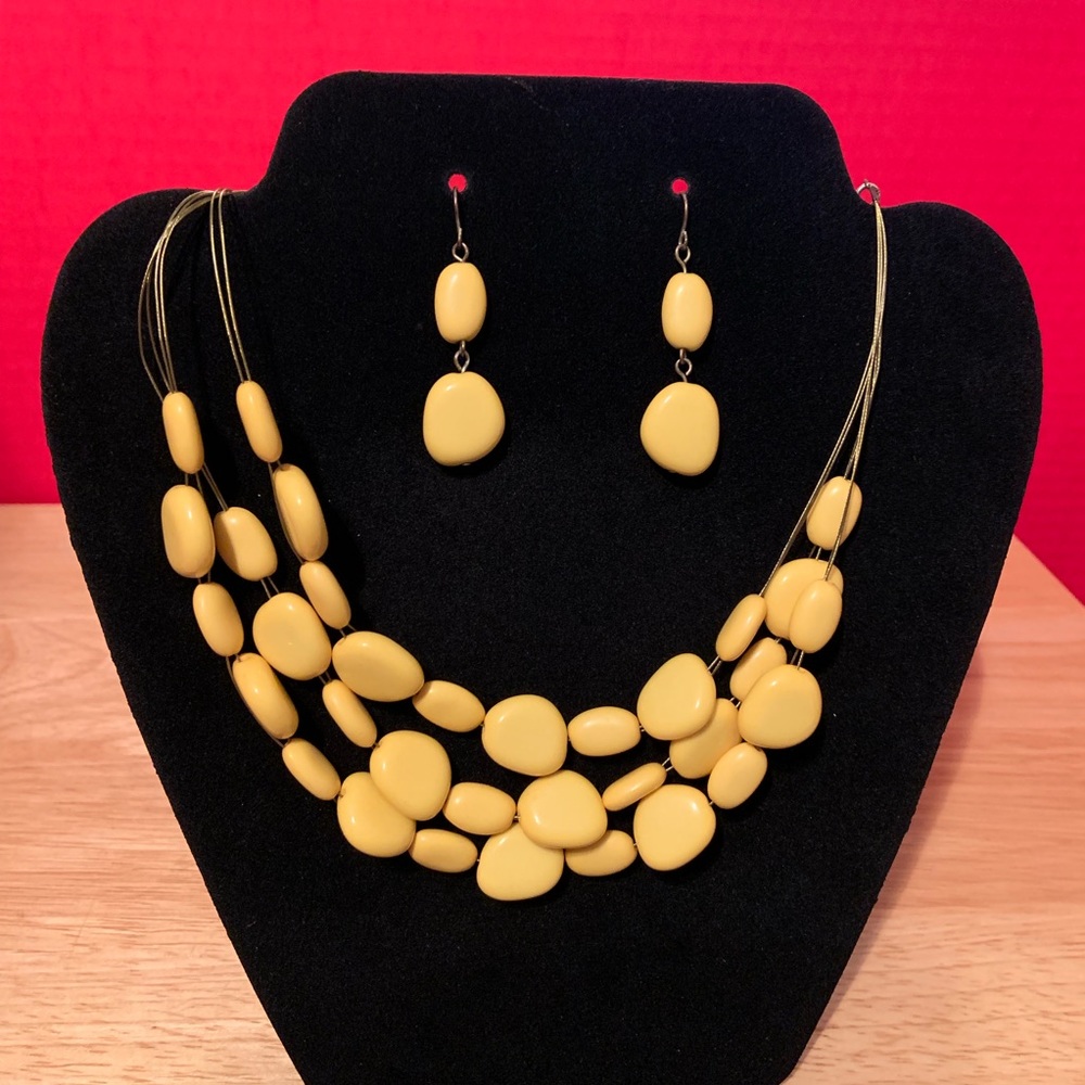 Yellow Necklace and earrings set